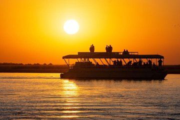 Sunset Cruise on THE Zambezi. Family time