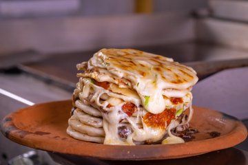 El Salvador Afternoon Tour Puerta del Diablo and Pupusas