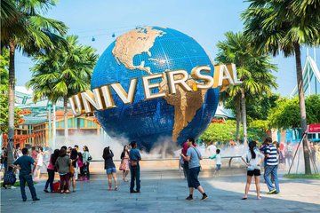 Long Beach Airport ⇄ Universal Studios - Private Transport: