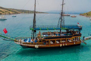 Bodrum Pirate Partyboat