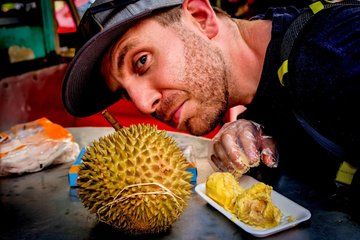 15 in 1 Kuala Lumpur Tropical Fruit Food and Drinks Tour