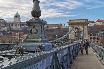 Budapest City Highlights and Hidden Gems Walking Tour