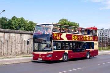 Big Bus Berlin Wall Panoramic Bus Tour with Stop at Wall Memorial