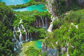 Private Day Tour to Plitvice Lakes from Zagreb