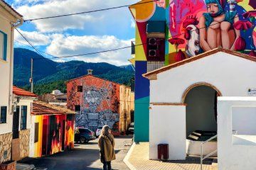 Valencia: Montanejos & Fanzara Street Art - Private Day Trip