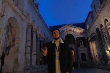 Split History Walking Tour: Daytime Walk or After Dark: Old Town