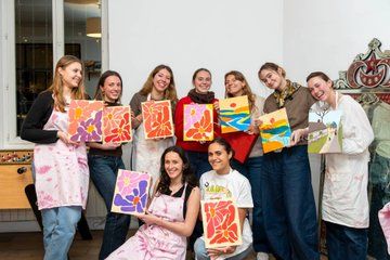 Atelier Painting Wine Creative Painting Experience in Paris