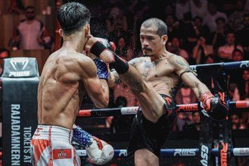 Bangkok Muay Thai Live Fight at Rajadamnern Stadium