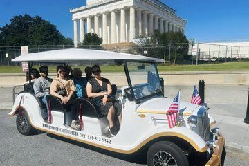 DC Monuments & Memorials Guided Cherry Blossom Cart Tour