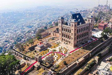 The Must-Sees of Antananarivo the Queen's Palace and Zoo