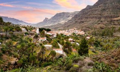 Private Shore Tour: Altitude Wines & Tapas Experience