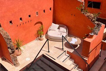 Las Ruinas Bathhouse and Gym Day Pass