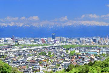 Toyama Private Custom Tour with Local Guide