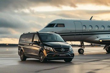 Private Chauffeur Airport Transfer HCMC Mercedes V-S-E Class