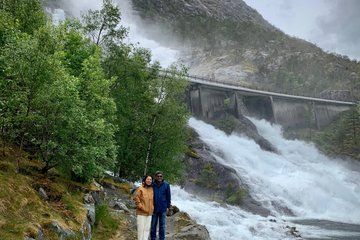 Langfoss and Stordalsvatnet, Small-Group Tour