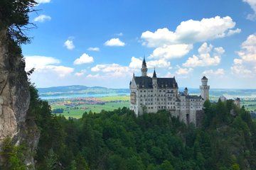 Neuschwanstein and Linderhof Royal Chauffeur Tour from Munich