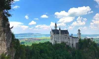 Neuschwanstein and Linderhof Royal Chauffeur Tour from Munich