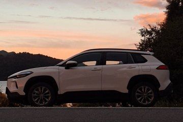 Private Transfer between Bariloche Airport and Centre