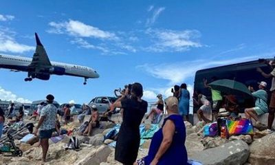 Sint Maarten Beach Hopping Mullet Bay and Maho Adventure