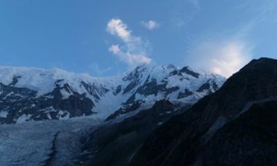 Rakaposhi Base Camp Trek and Hunza Valley 8 Days Adventure