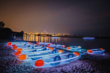 Glow in the Dark Kayaking Experience in Toronto