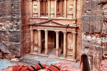 Petra and Pink Lake Private Guided Tour