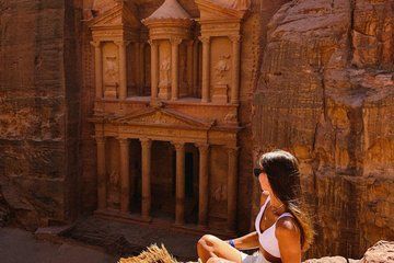 Private Multilingual Guided Tour in Petra