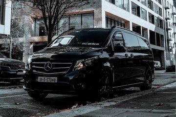 Luxury Tour of Cliffs of Moher Galway and The Burren (1-7 people)