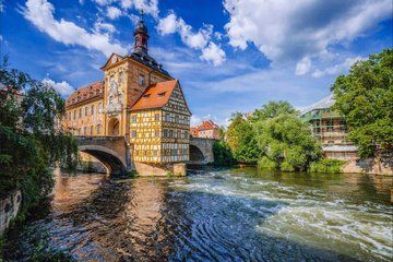 Hello Bamberg: Private 2-Hour Intro City Walk with Local Guide