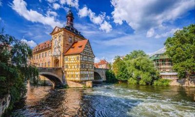 Hello Bamberg: Private 2-Hour Intro City Walk with Local Guide