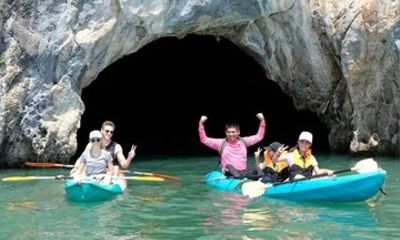 Ko lanta: Mangrove Kayaking+ Skull Island+ Sea Cave Kayaking