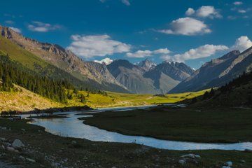 Kyrgyzstan Multi Day Tour Around Issyk Kul Lake and Song Kul Lake