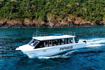 Phi Phi Maiton Island Speedboat Tour with Lunch and Snorkeling