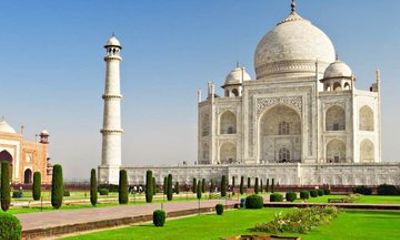 Taj Mahal Superfast Train Tour from Delhi – Same Day Agra Trip