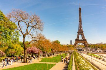 Paris in a Day from Rouen | Private Tour | Guide Optional