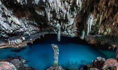 Rangko Crystal Cave and Tropical Waterfall in Labuan Bajo