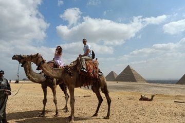 Private Giza and Saqqara Pyramids Tour with Local Experience