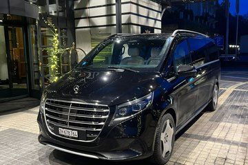 Luxury Private Chauffeur and Airport Transfer in Zurich
