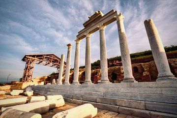 Heraklea Sintica and Rupite Day Tour From Sofia