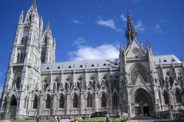Old Town Quito Walking tour Cocoa tasting included