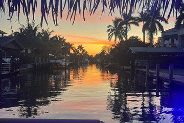 Naples Sunset Tiki Bar Cruise, Port Royal and Bay Views