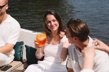 Amsterdam Aperol Spritz Cruise on a Silent Electric Boat