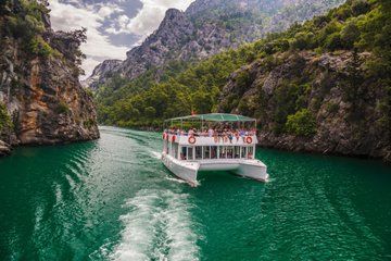 Alanya Green Canyon Boat Trip with Lunch and Hotel Transfer