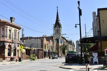 Beyond Brady Street Walking Tour