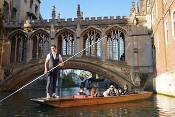 Cambridge Private Punting Tour