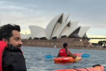 Sunset Kayak Tour to the Opera House Bridge Views Sydney