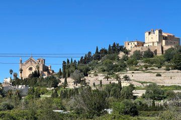 Authentic Mallorca Tour Artà Market and Local Lunch