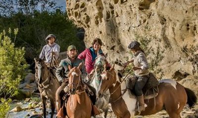 Calafate : Patagonian Riding and Lunch Experience