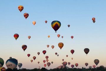 Teotihuacan Hot Air Balloon and Grotto Transportation and Breakfast