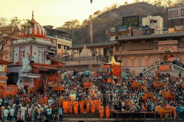 Haridwar: Full-Day Cultural Tour with Ganga Aarti by Car